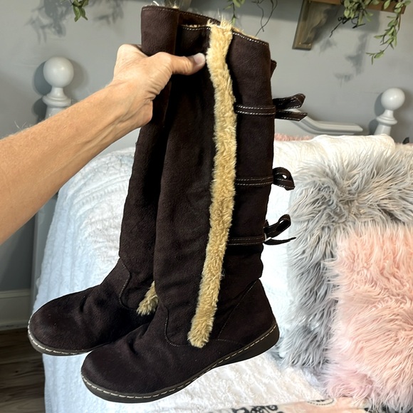 Comfy Winter Boots Dark Brown Womens 6.5 - Picture 3 of 11